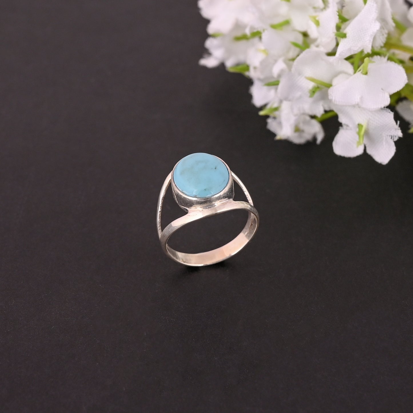 Silver Turquoise Ring, Split Band Turquoise Ring, Turquoise Silver Ring, Sterling Silver Ring, Oval Ring, Blue Turquoise Ring for Women