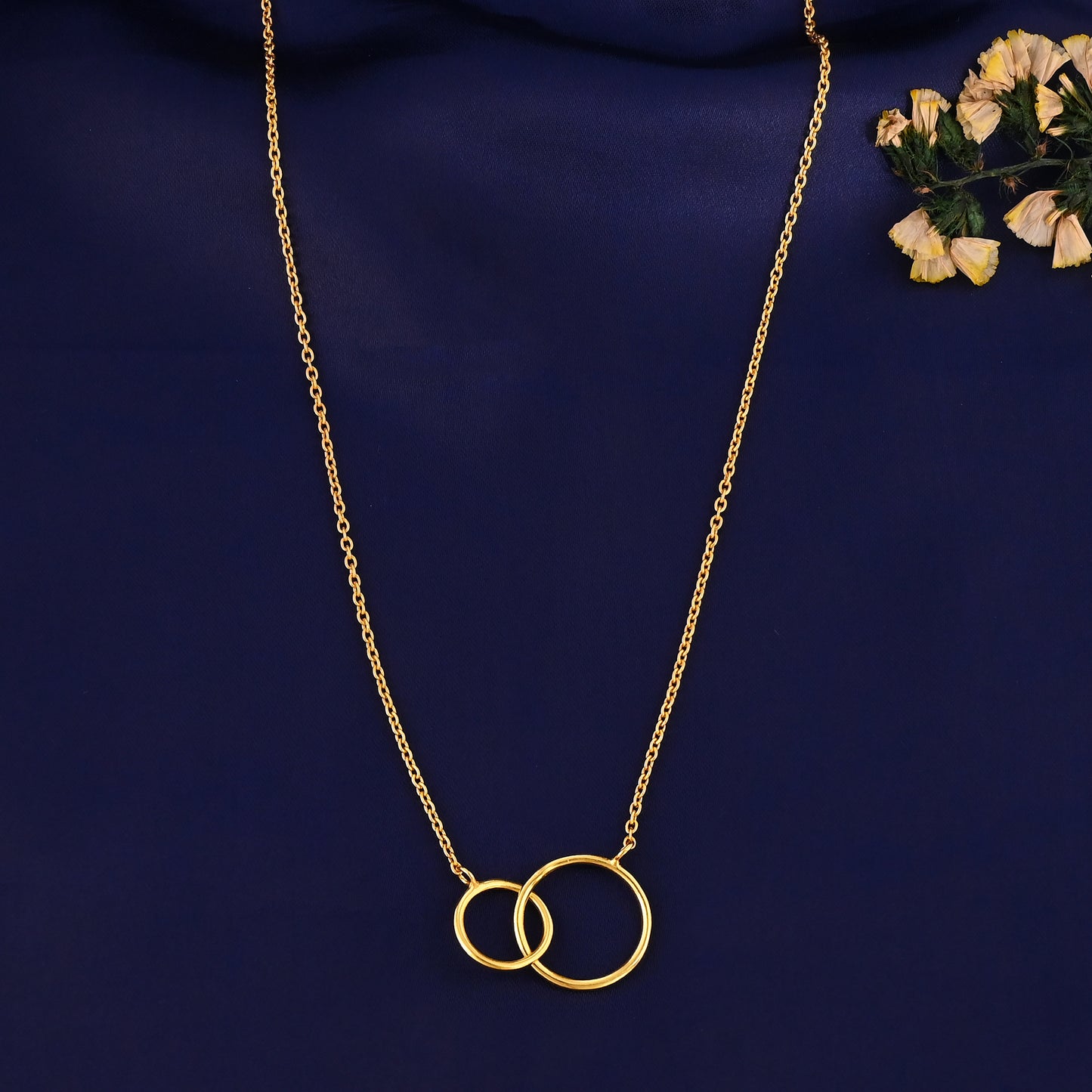 925 Sterling Silver Interlocking Circles Necklace