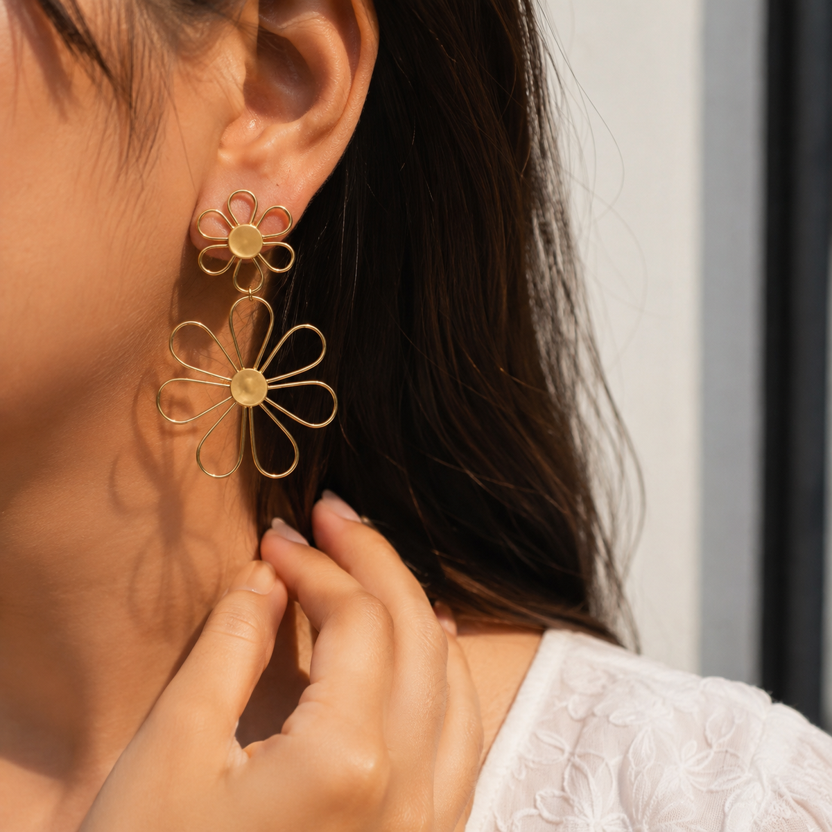 Gold Tone Brass Daisy Flower Drop Earrings – Statement Floral Dangle Earrings for Women